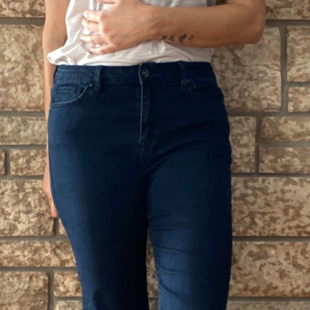 Highline Collective Jeans - Picture 2 of 5